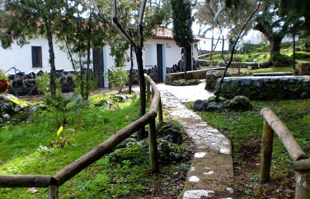 Las Cabanas De Buffalos Cumbres Mayores ภายนอก รูปภาพ